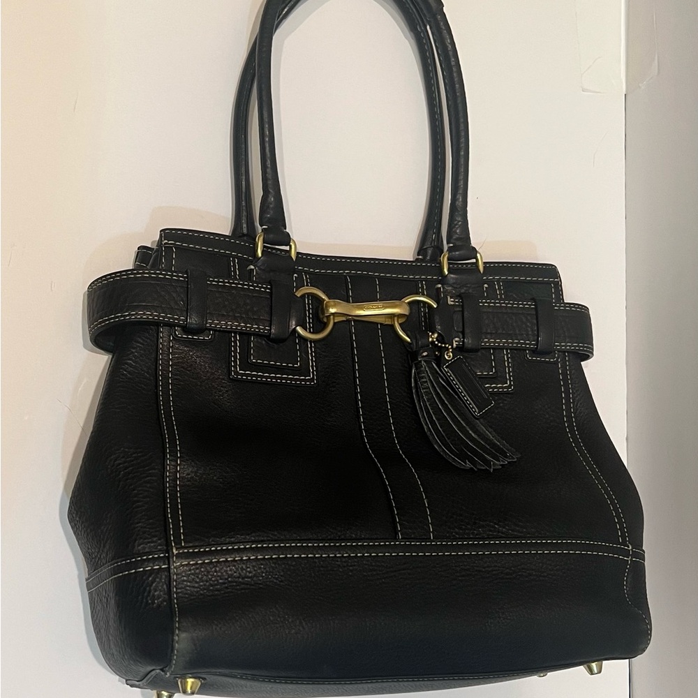 Vintage Coach Black Leather Shoulder Bag
